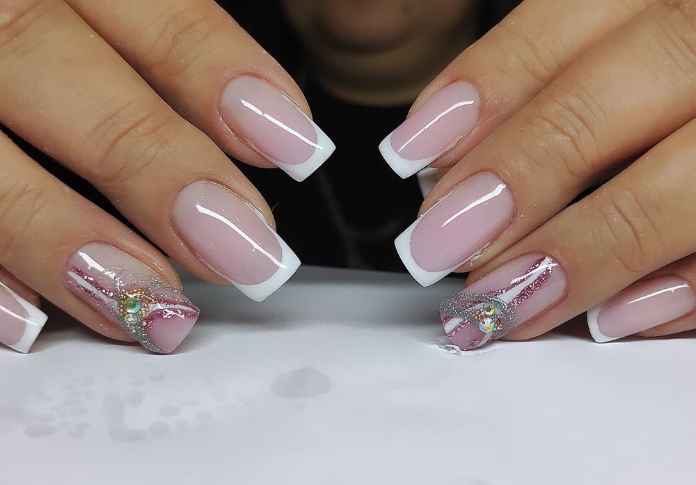 Маникюр/гель-лак /наращивание