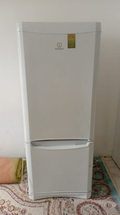 Холодильник новый