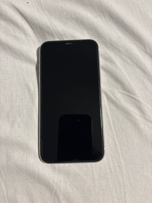 iphone 11 128gb 78% baterie