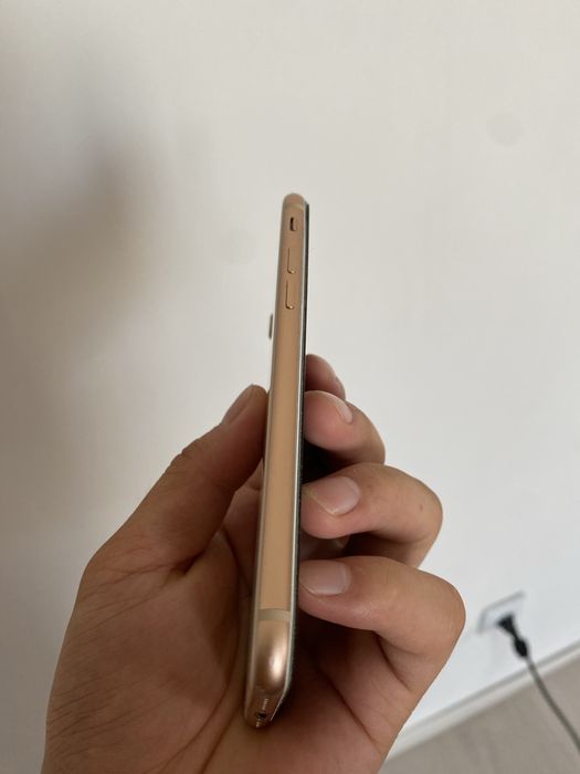 Iphone 8 в хорошем состоянии