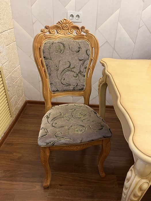 Продается шикарный кухонный гарнитур