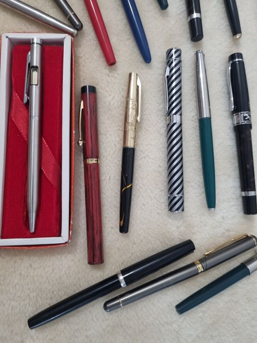 schimb vand colectie stilouri vechi in iasin