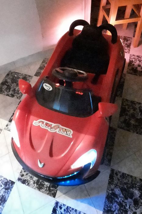 Mașină  electrică copii>3ani