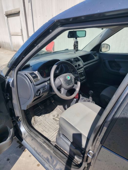 Vând Skoda Roomster 1.2benzina