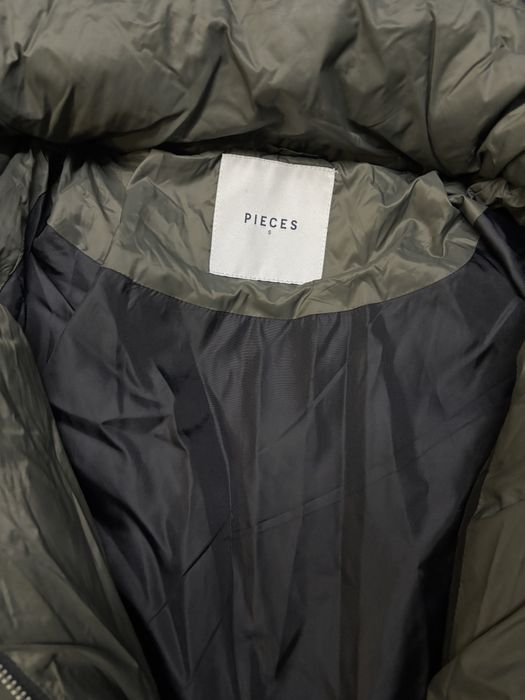 Pieces преходно яке