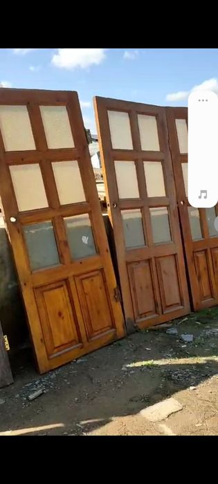 Продам межкомнатные двери