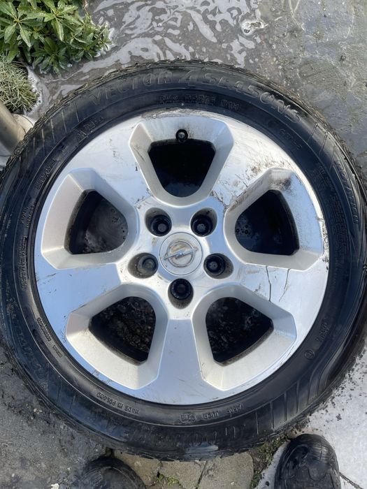 Джанти с зимни гуми перфектни за опел астра х