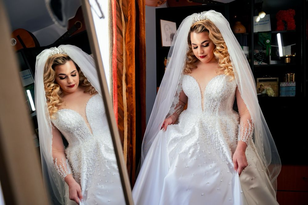 Rochie de mireasa superba