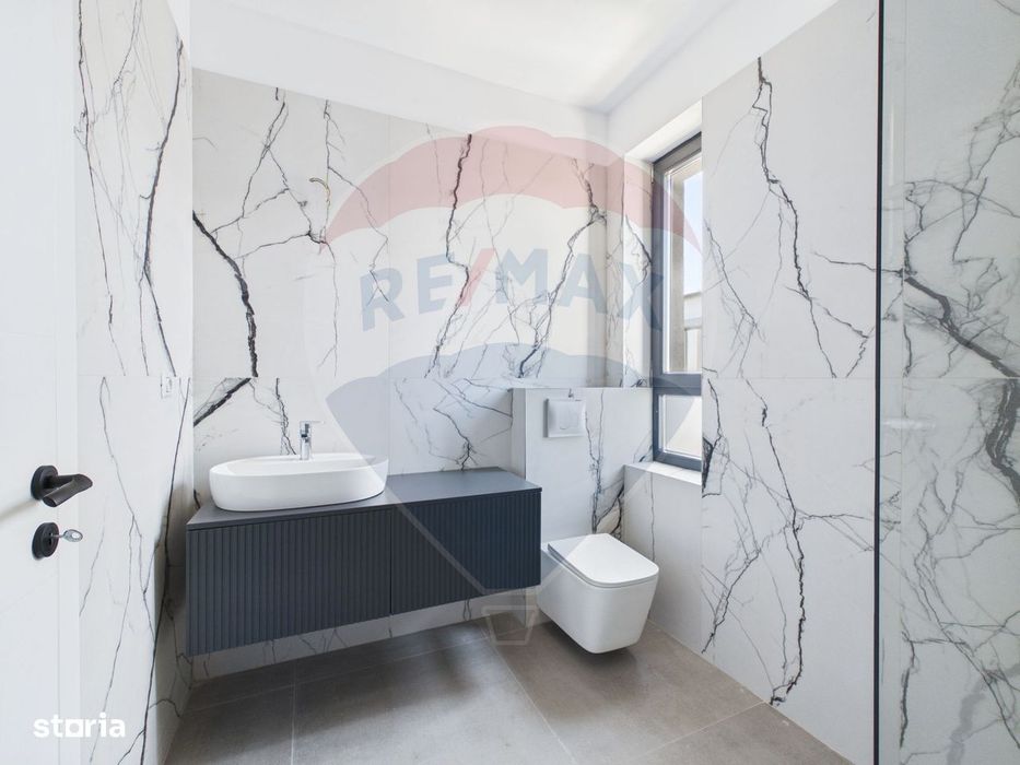 Casa tip duplex cu 4 camere de vânzare in Balotesti