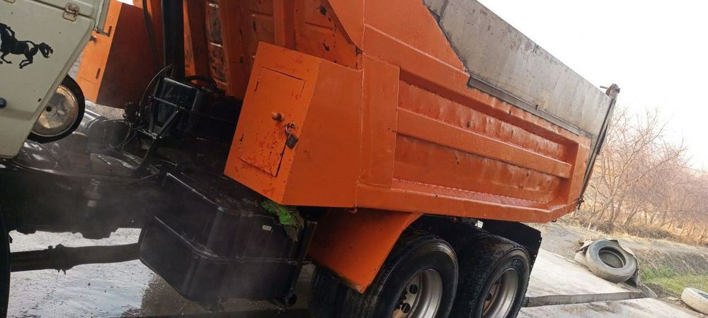 Kuzov sotiladi komplekti