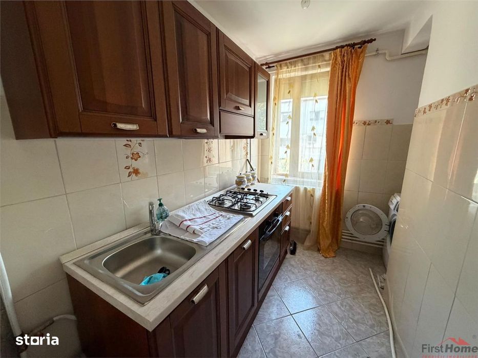 Apartament 3 camere, zona Sud - Paco , etaj 3, mobilat — fotografia 2