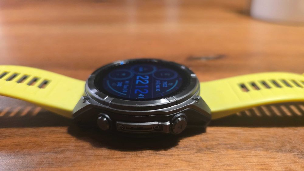 Garmin Fenix 8 51mm Solar Sapphire Carbon Grey DLC