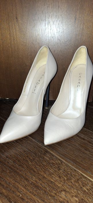 Дамски кожени обувки Casadei Blade