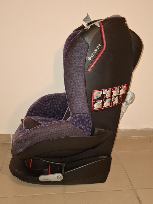 Детско столче Maxi-Cosi 9–18 кг – като ново, нов калъф, много запазено
