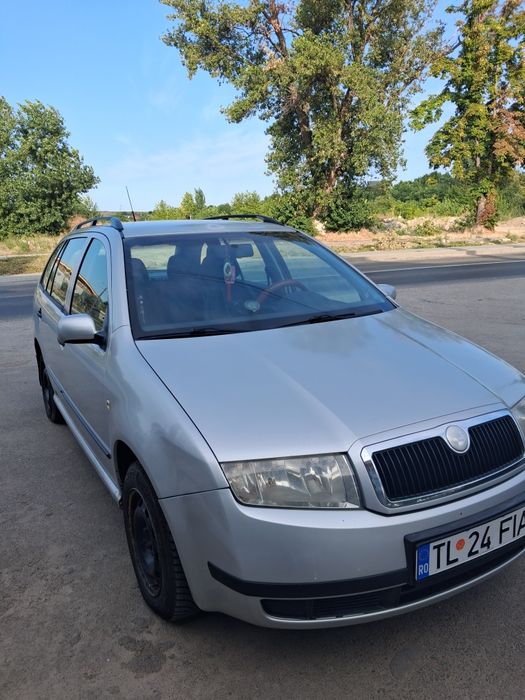 De vinzare scoda fabia 2003  E4