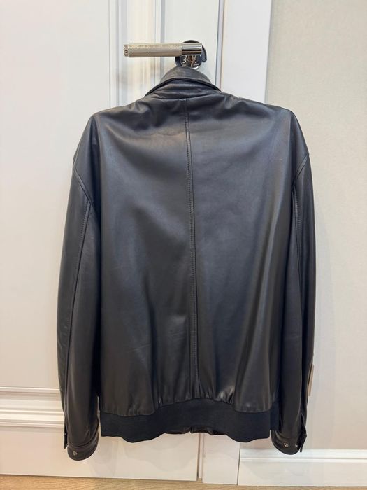 Продам куртку производства Италии