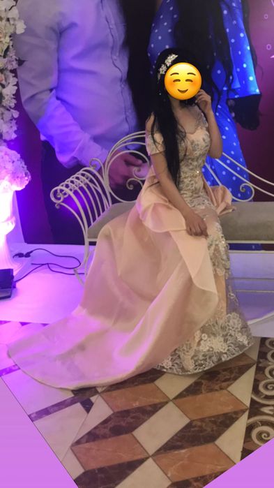 Продам вечерние платья