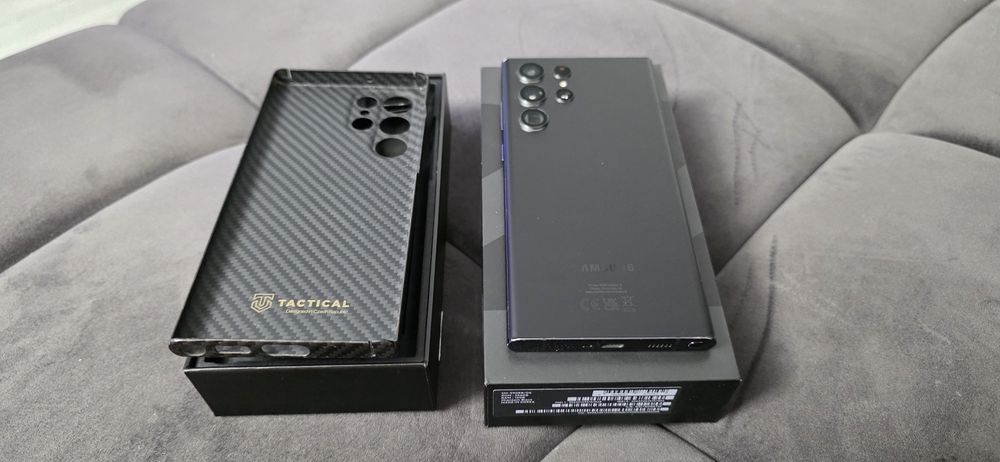 Vand Samsung S22 Ultra Black 256 Gb