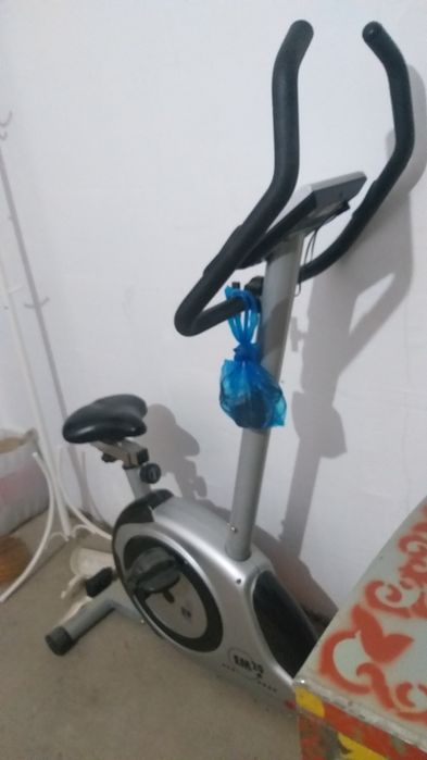 Много вариантов дорожки, датчик пульса , давления ,