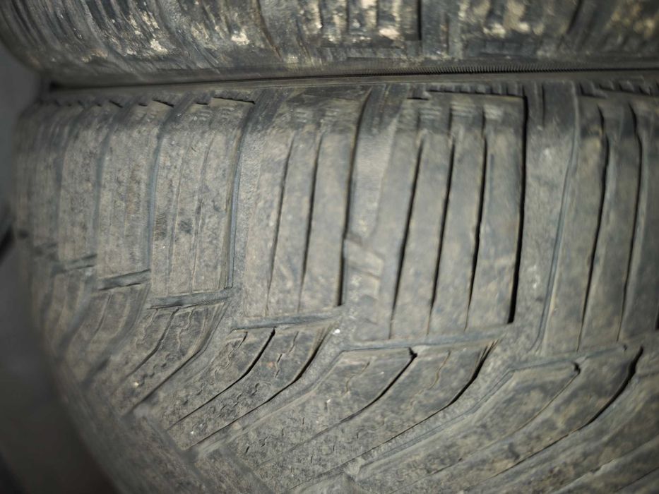 Michelin Alpin 6 215 55 17 dot 3518 зимни гуми