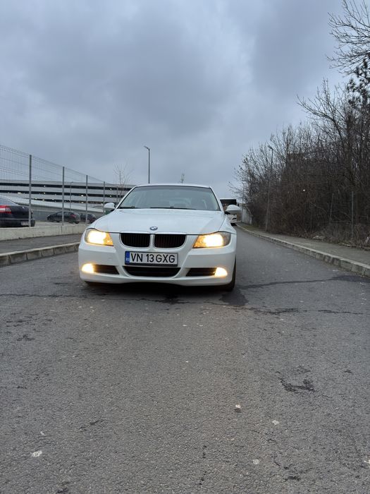 Bmw Seria 3 320D  E90