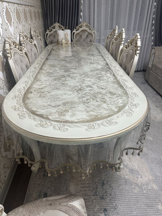 Продам     стол