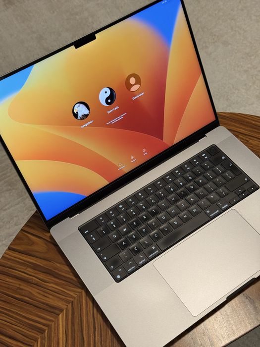 Macbook Pro 16” M1 Pro 16GB 512gb ssd 2021 impecabil