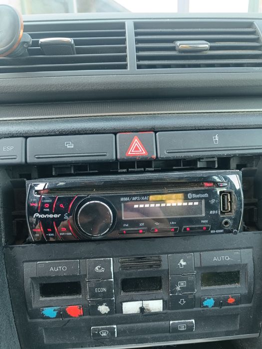 (Бартер) 2 CD плеъра Pioneer и JVC