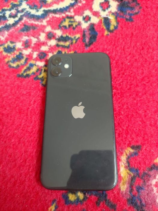 Айфон 11 (Iphone)