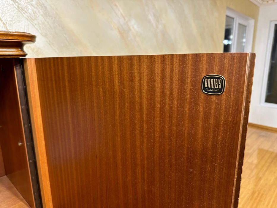 Mobila de sufragerie si comoda in stare perfecta foarte frumoasa