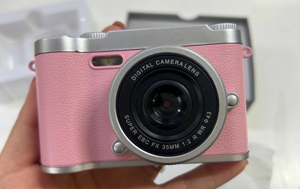 Digital cameraaa