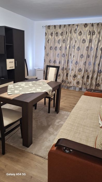 Apartament de închiriat