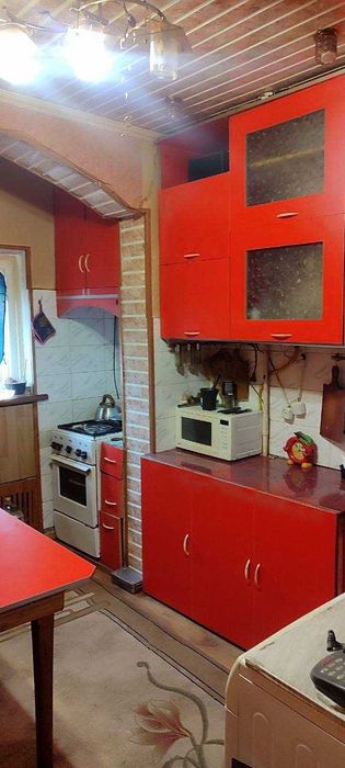 Продаю квартиру.1\4\4 ЮНУСАБАД - 6 детский сад,макро супермаркет