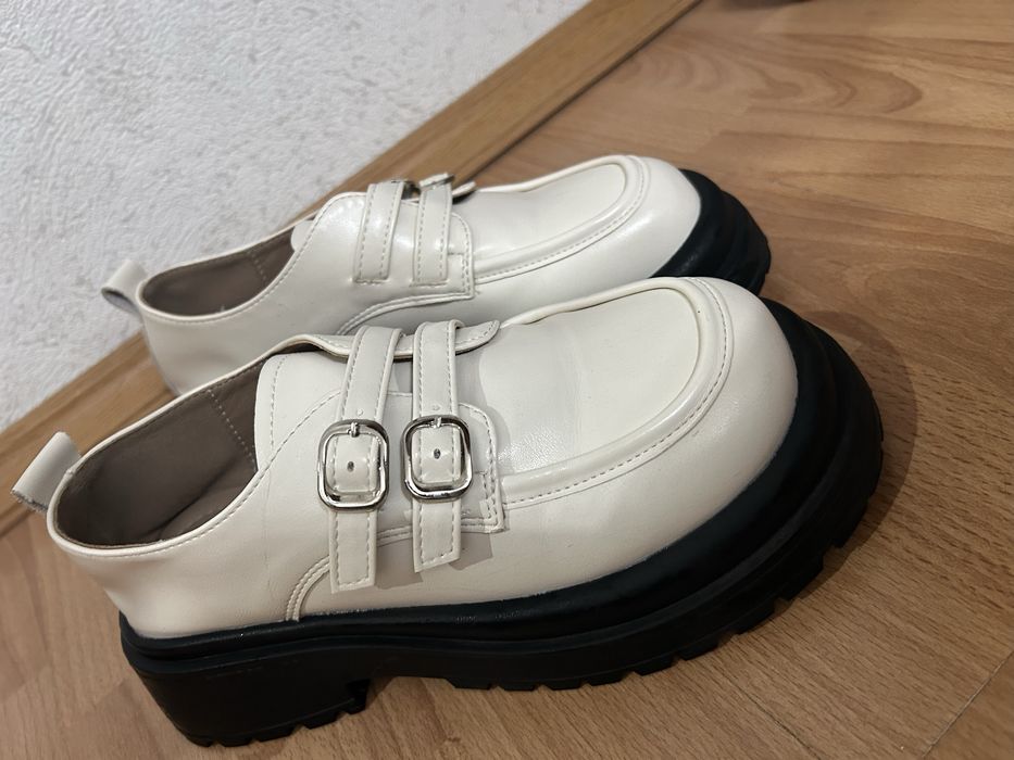 Красивые удобные лоферы