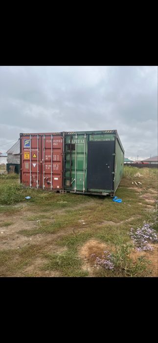 Контейнер морской