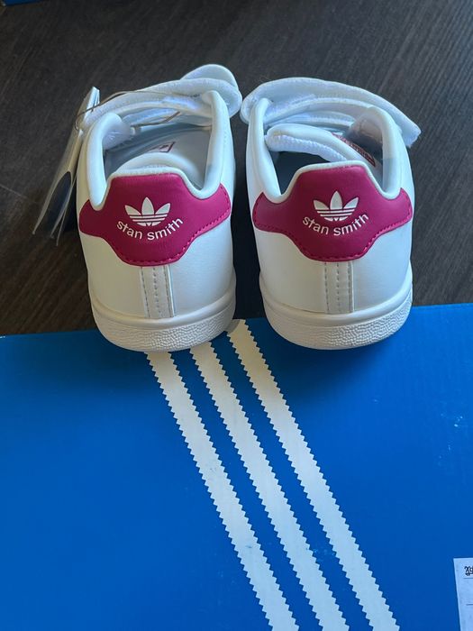Детски обувки Adidas 26 и 27 номер