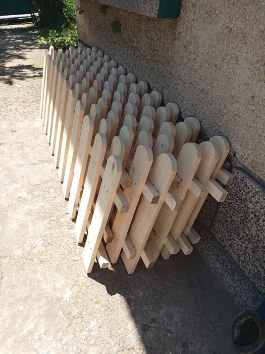 Продавам дървени огради