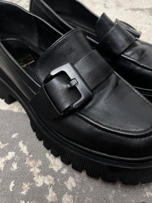 Женские лоферы