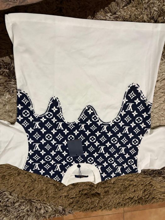 Tricou nou cu eticheta marimwa m