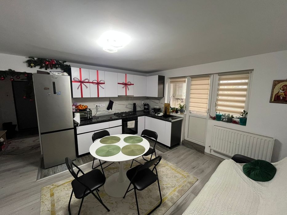 Vând apartament cu 2 camere