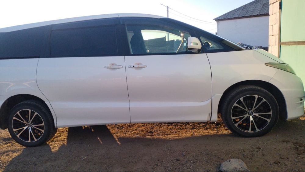 Автомобил  2007ж обем 2’4