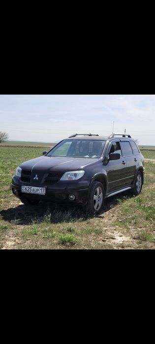 Mitsubishi outlander 1
