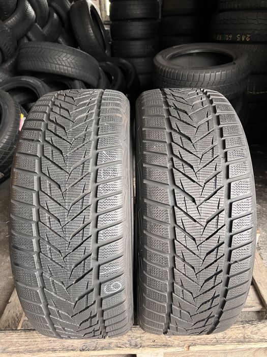 2 anvelope iarna ca NOI 235/45/19 , Vredestein , 7.5 mm