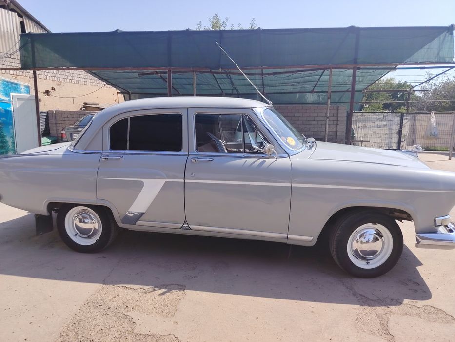 Gaz 21 Volga (Antikvar) legenda
