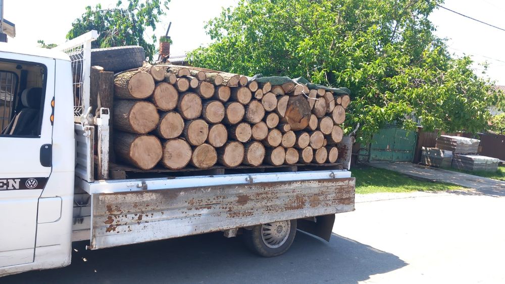 Vând lemne de foc esență tare mă deplasez pe orice distanta detalii în privat