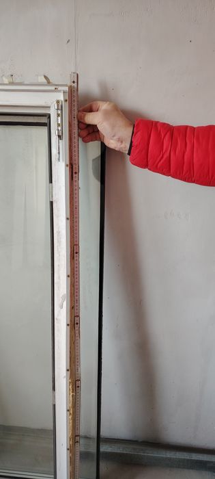 Окна пластиковые 2шт, бу,