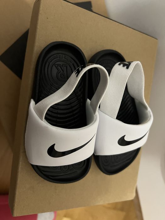 Детски обувки нови