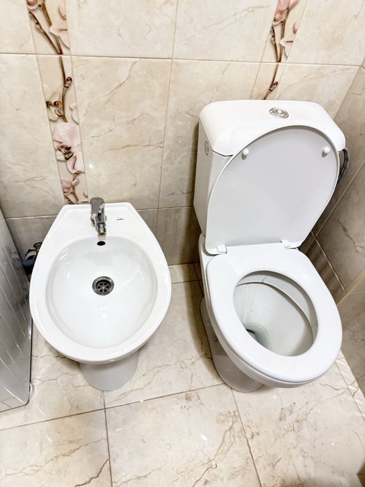5000 за оба унитаз и биде все вместе