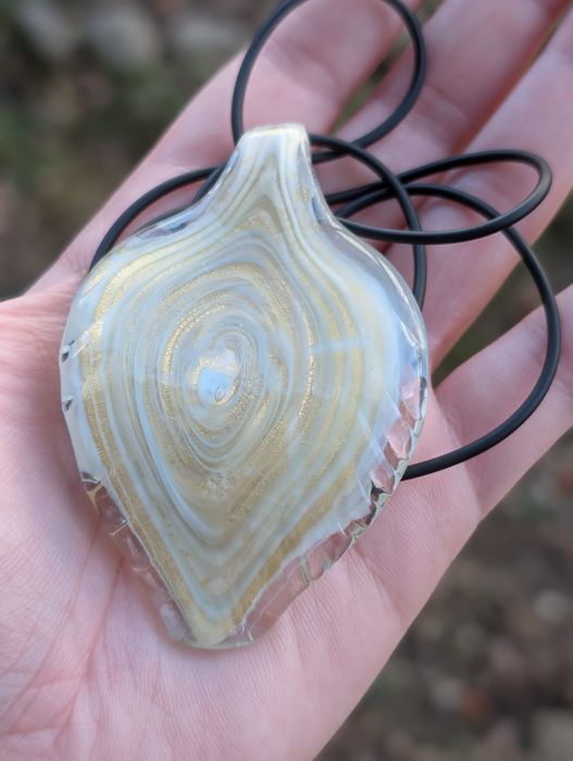 Colier cu pandantiv frunza din sticla Murano