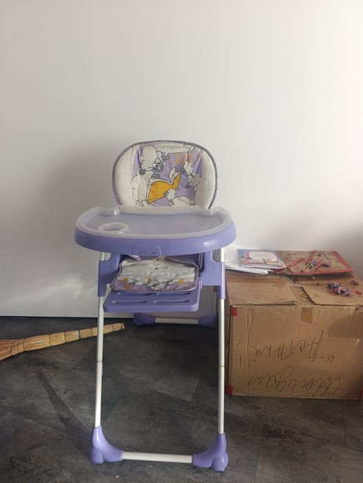 Детский столик для кормления